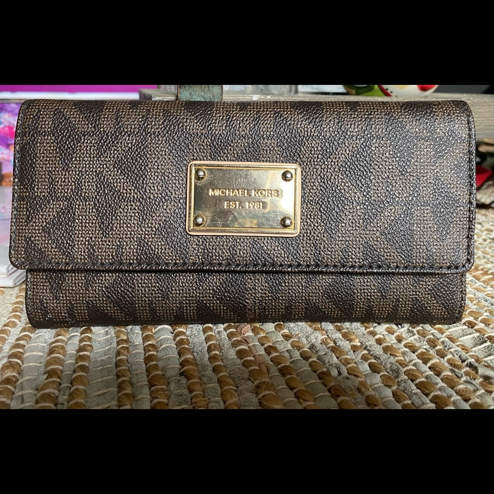 Michael Kors Trifold wallet